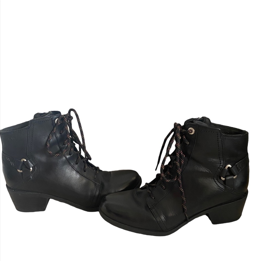 Teva Anaya Leather Waterproof Boots 10